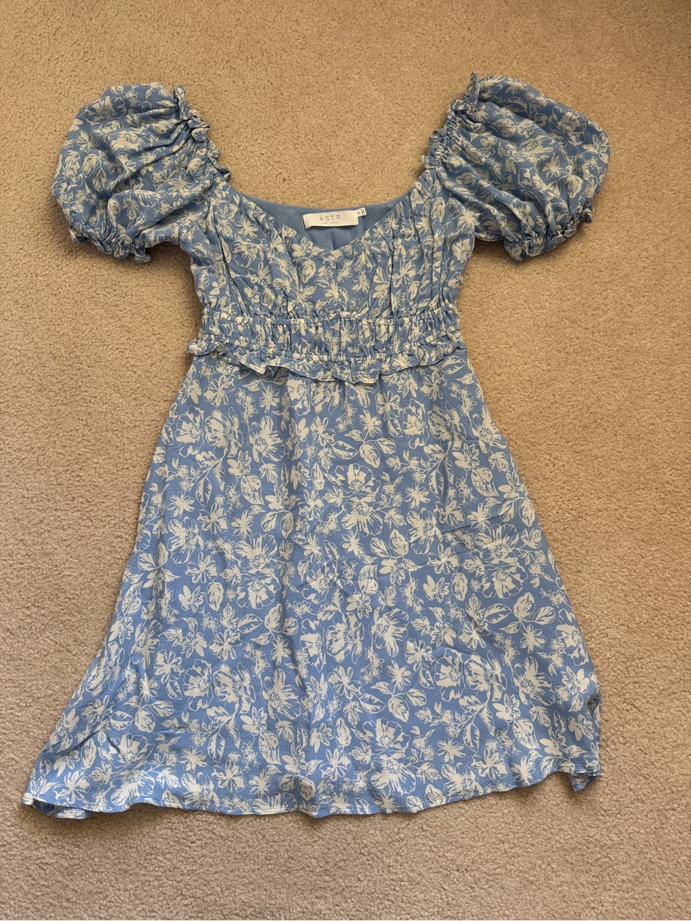 ASTR the Label Blue Floral Puff Sleeve Dress Size M